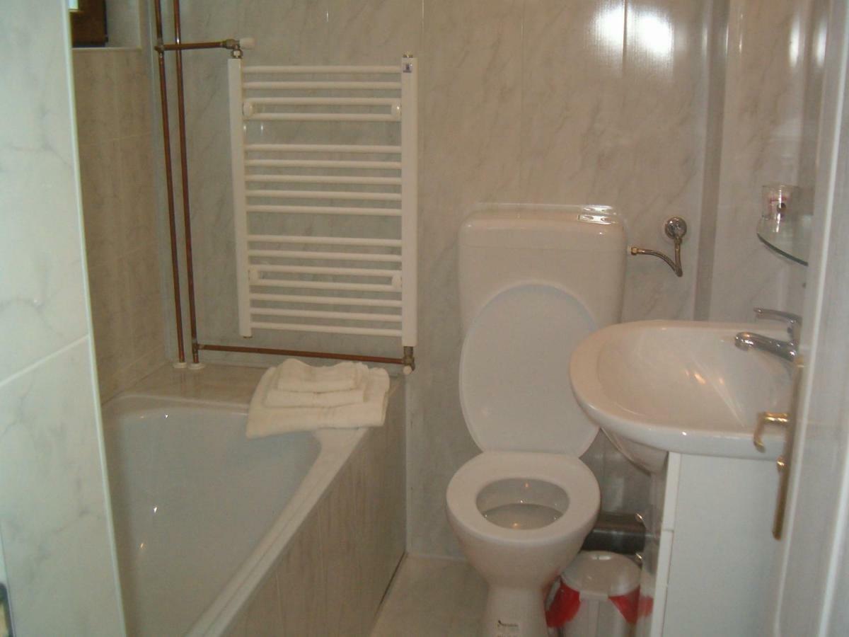 Casa Alexandru Hotel Azuga Kültér fotó