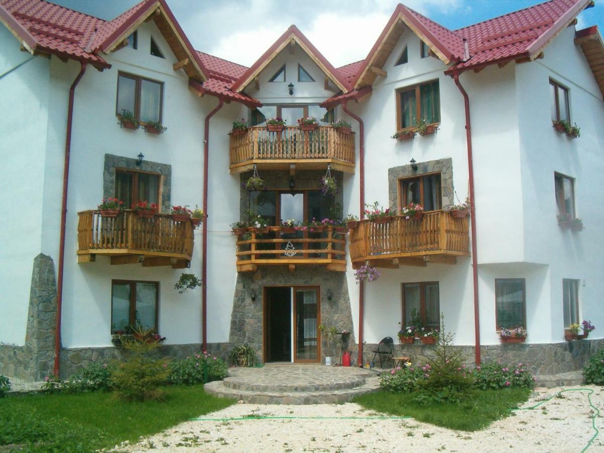 Casa Alexandru Hotel Azuga Kültér fotó